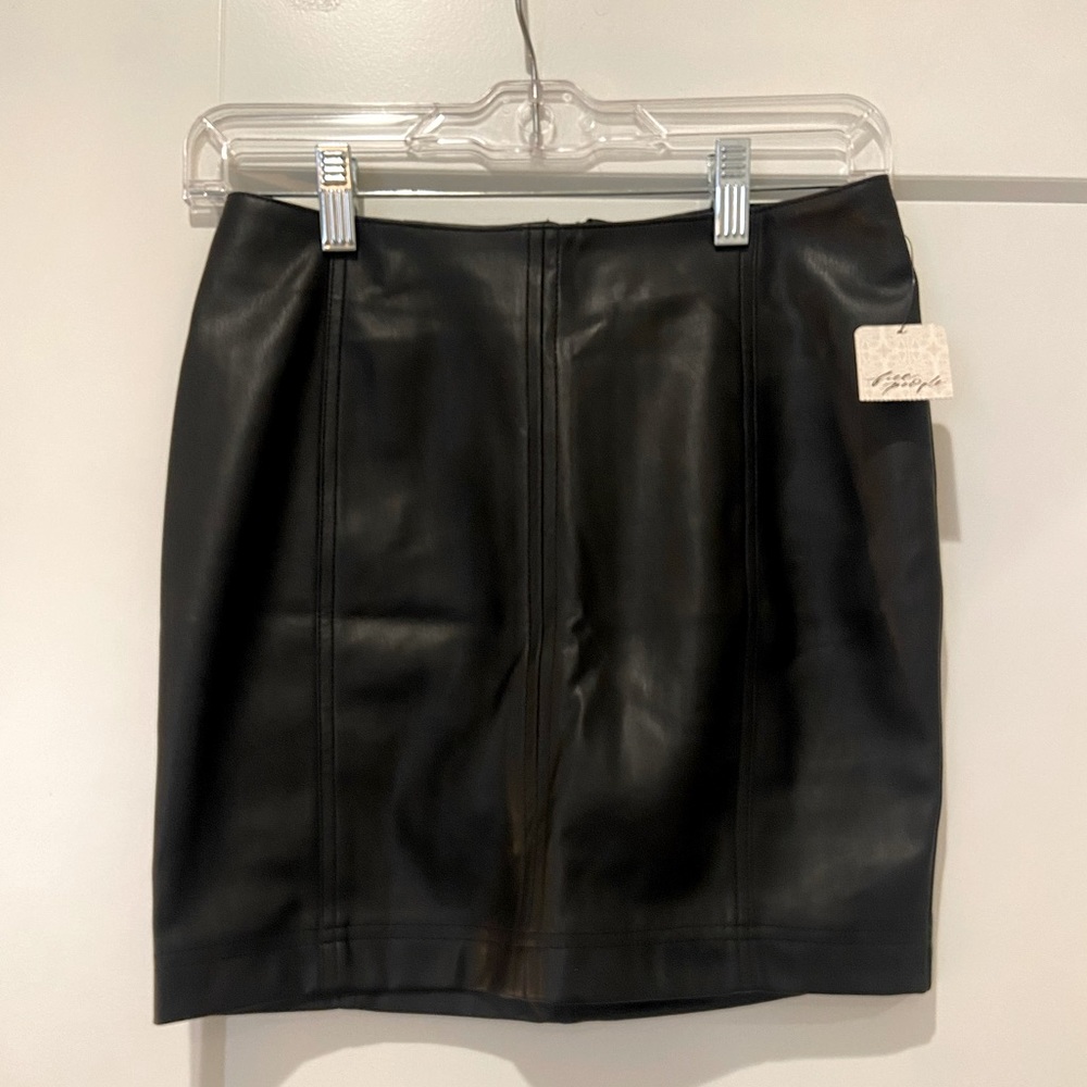 Free People leather skirt, size 4, never worn, tags on